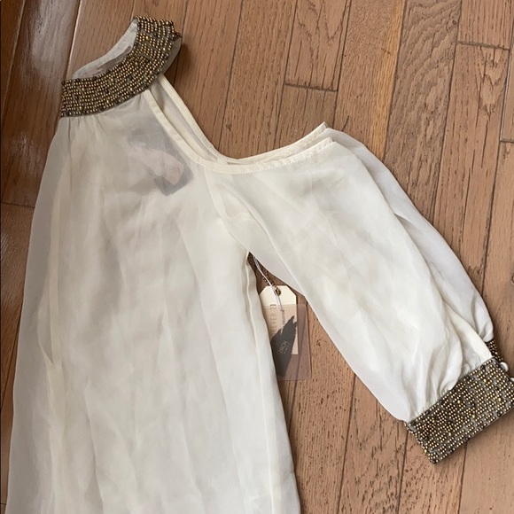 NWT F21 White Blouse W. Gold Beads - Picture 2 of 9